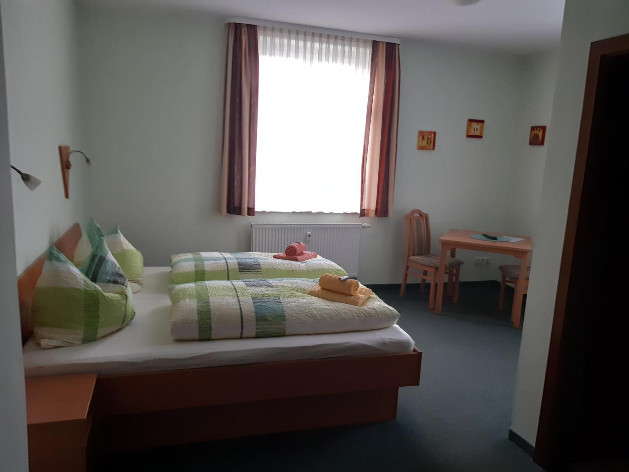 Pension Schoene Grossrohrsdorf Quarto foto